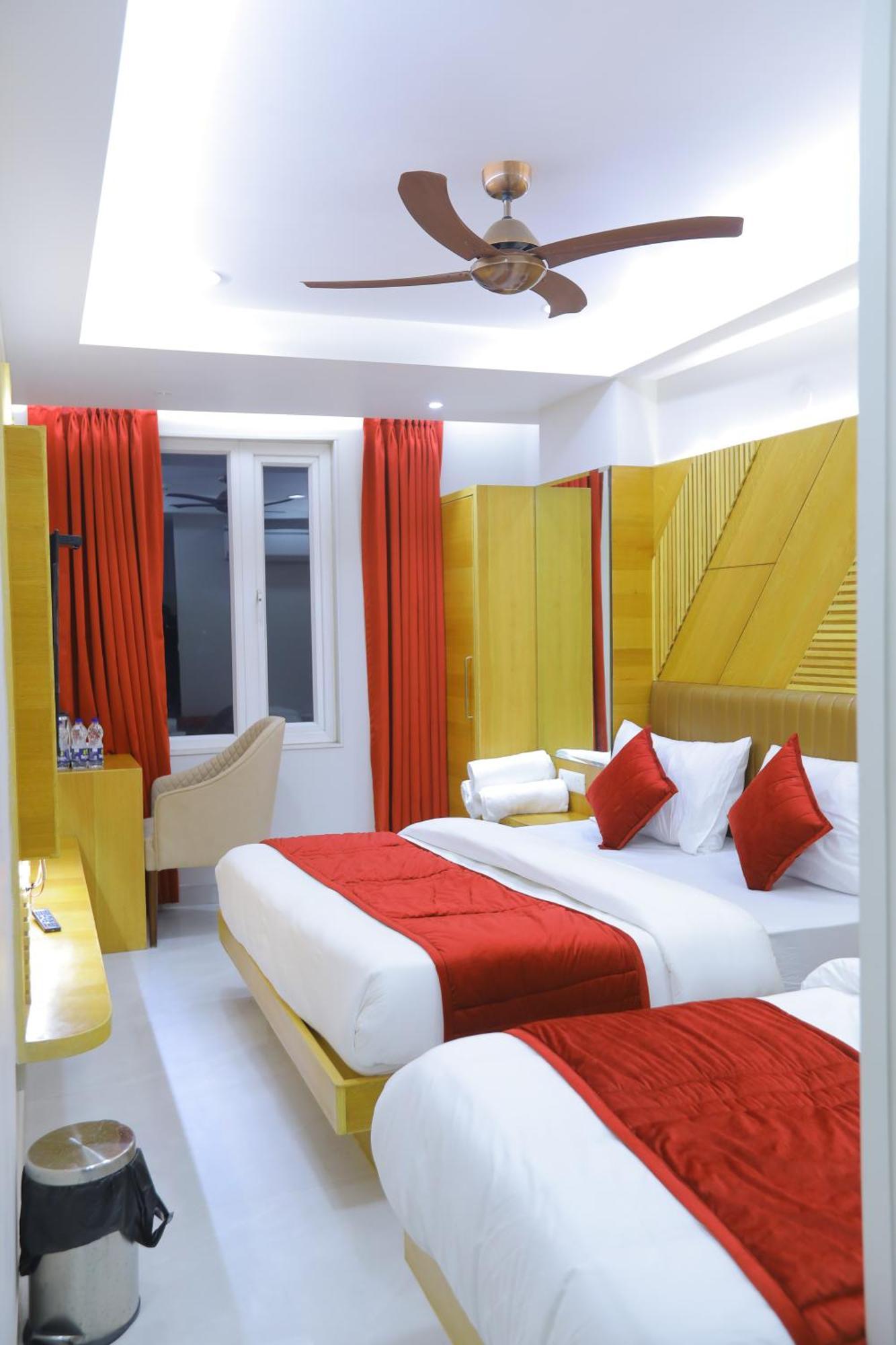 Hotel Glitz - Walk In From New Delhi Railway Station エクステリア 写真