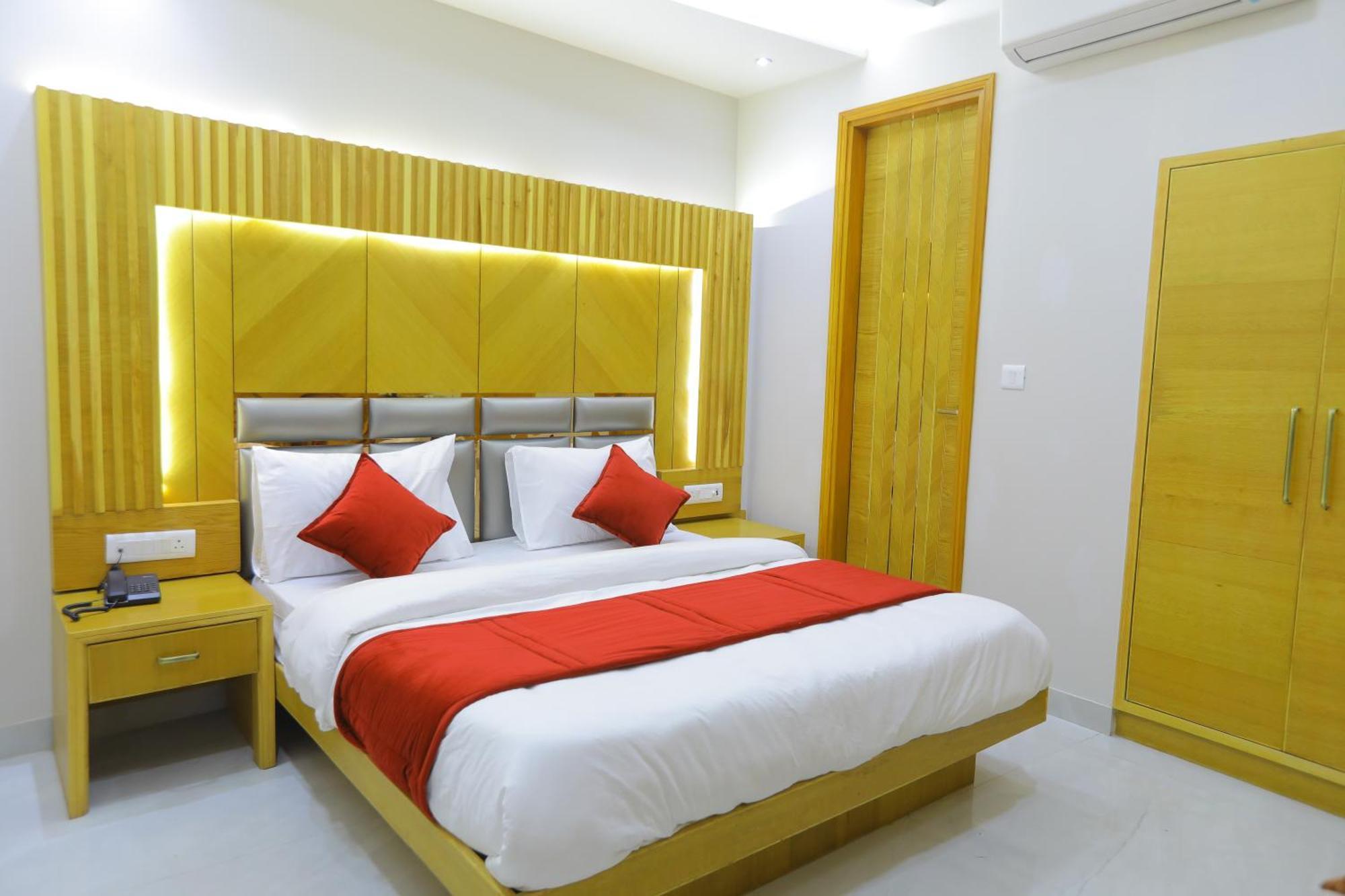 Hotel Glitz - Walk In From New Delhi Railway Station エクステリア 写真
